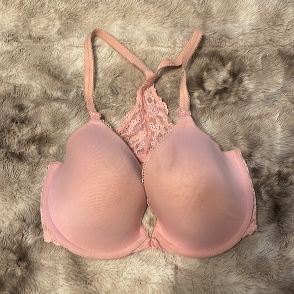 Designer Bra Lot 34DDD ππΎββοΈβ€οΈ, will same day ship ππ¦ - Picture 2 of 5